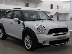 White Used 2014 Mini Cooper S Countryman SUV | £6,995 (Fair price)