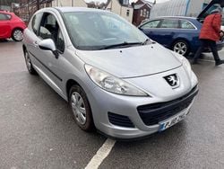 Silver Used 2010 Peugeot 207 S Hatchback | £1,395 (Super price)
