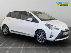 White Used 2020 Toyota Yaris Hybrid Hatchback | £10,795 (Good price)