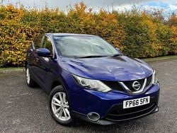 Blue Used 2016 Nissan Qashqai Acenta SUV | £6,995 (Good price)
