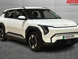 New 2025 Kia EV3 Air SUV | £32,900 (Super price)