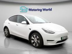 White Used 2022 Tesla Model Y Long Range AWD SUV | £25,100 (Fair price)