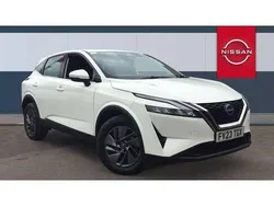 White Used 2023 Nissan Qashqai Acenta Premium SUV | £18,412 (Good price)
