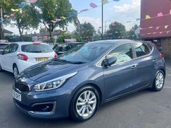 Blue Used 2016 Kia Ceed 2 Hatchback | £6,395 (Fair price)