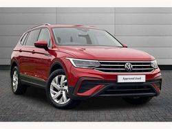 Red Used 2023 VW Tiguan Allspace Life SUV | £27,350 (Fair price)