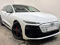 White Used 2025 Audi e-tron Performance SUV | £56,800