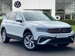 White Used 2023 VW Tiguan Allspace Life SUV | £24,695 (Good price)