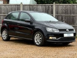 Black Used 2015 VW Polo SE Hatchback | £8,590 (Fair price)