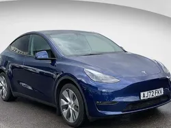 Blue Used 2022 Tesla Model Y Long Range SUV | £26,790 (Good price)