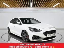 White Used 2019 Ford Focus ST Hatchback | £18,249 (Good price)