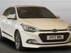 White Used 2017 Hyundai i20 Premium Hatchback | £9,995 (Fair price)