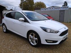 White Used 2015 Ford Focus Zetec Hatchback | £6,495 (Fair price)