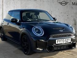 Black Used 2023 Mini Cooper S Classic Hatchback | £20,424 (Fair price)