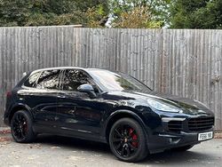 Blue Used 2016 Porsche Cayenne SUV | £17,995 (Good price)