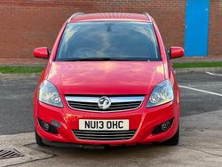 Red Used 2013 Vauxhall Zafira Design Edition MPV | £1,499 (Fair price)