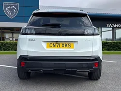 White Used 2021 Peugeot 3008 Premium SUV | £19,995 (Fair price)