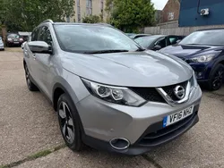 Silver Used 2016 Nissan Qashqai N-Connecta SUV | £7,495 (Fair price)