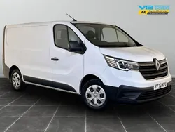 White Used 2022 Renault Trafic Business Van | £12,395 (Super price)