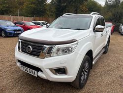 White Used 2016 Nissan Navara Tekna Pickup | £10,995 (Fair price)