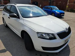 White Used 2014 Skoda Octavia Estate | £3,795