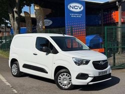 White Used 2020 Vauxhall Combo Sportive MPV | £6,990 (Good price)
