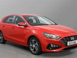 Red Used 2021 Hyundai i30 SE Hatchback | £12,049 (Fair price)