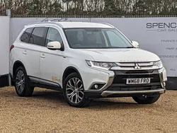 White Used 2018 Mitsubishi Outlander SUV | £12,795 (Fair price)