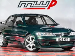 Green Used 2000 Vauxhall Vectra Sedan | £19,995