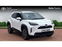 White Used 2023 Toyota Yaris Cross SUV | £24,593 (Fair price)