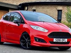 Red Used 2016 Ford Fiesta Zetec Hatchback | £4,250 (Good price)