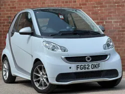 White Used 2012 Smart ForTwo Coupé Passion Coupe | £4,975 (A bit pricey)