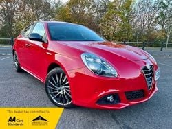 Red Used 2014 Alfa Romeo Giulietta Quadrifoglio Verde | £5,795 (Fair price)