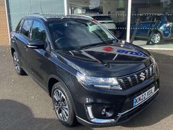 Black Used 2022 Suzuki Vitara SZ5 Hatchback | £18,999 (Fair price)