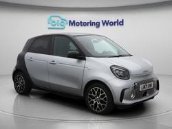 Silver/black Used 2021 Smart ForFour Electric Drive Exclusive Hatchback | £8,500 (Fair price)
