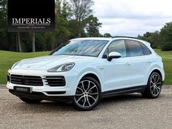 White Used 2021 Porsche Cayenne SUV | £46,948 (Super price)