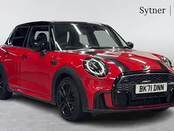 Red Used 2021 Mini Cooper Hatch Hatchback | £20,250 (Expensive)