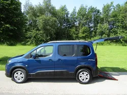 Blue Used 2020 Peugeot Rifter Allure MPV | £12,450 (Good price)