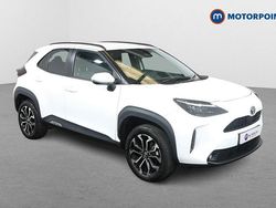 White Used 2025 Toyota Yaris Hybrid Design Hatchback | £22,899 (A bit pricey)