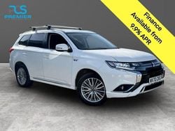 White Used 2020 Mitsubishi Outlander P-HEV Plus SUV | £11,500 (Super price)