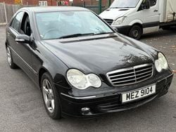 Black Used 2006 Mercedes C180 Avantgarde Sedan | £1,795 (Fair price)