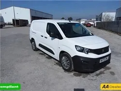 White Used 2021 Peugeot Partner MPV | £14,399