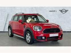Red Used 2019 Mini Cooper Countryman Classic SUV | £16,990 (Fair price)