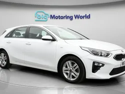 White Used 2021 Kia Ceed 2 Hatchback | £9,900 (Good price)