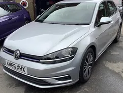 Silver Used 2018 VW Golf VII SE Hatchback | £15,995 (Fair price)