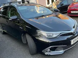 Used 2016 Toyota Auris Touring Sports Estate | £11,388 (Fair price)