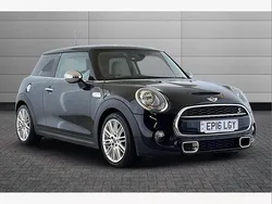 Midnight black Used 2016 Mini Cooper S Hatchback | £8,490 (Fair price)