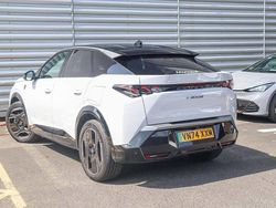 White Used 2024 Peugeot e-3008 GT SUV | £37,975