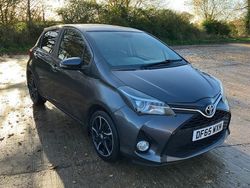 Grey Used 2015 Toyota Yaris Sport Hatchback | £7,995 (Fair price)