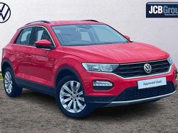 Red Used 2018 VW T-Roc SE SUV | £12,990 (Fair price)