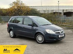 Blue Used 2010 Vauxhall Zafira MPV | £2,350 (Fair price)